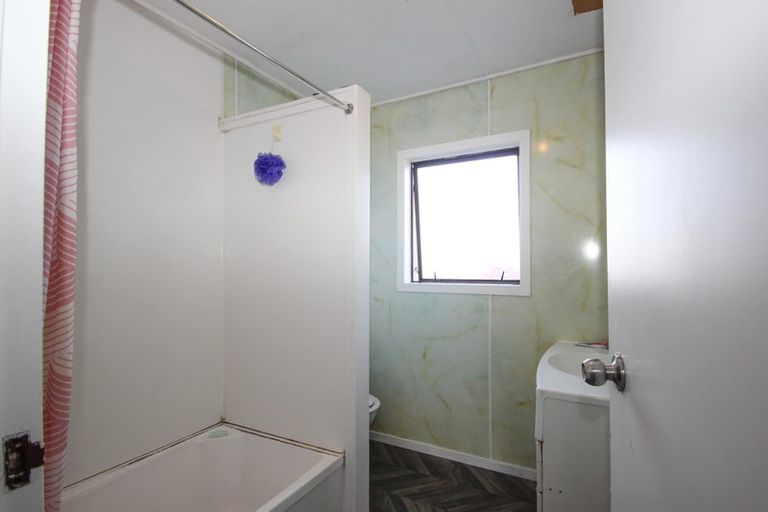 Photo of property in 5b Kilkee Terrace, Flaxmere, Hastings, 4120