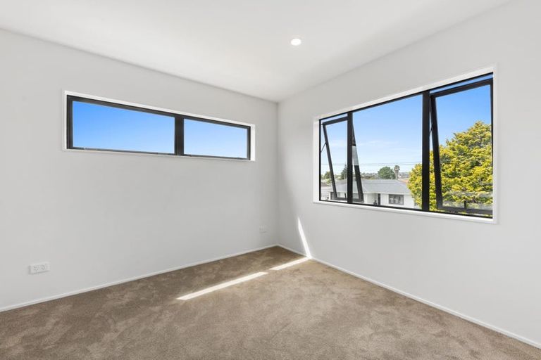 Photo of property in 29c Rice Crescent, Papakura, 2110