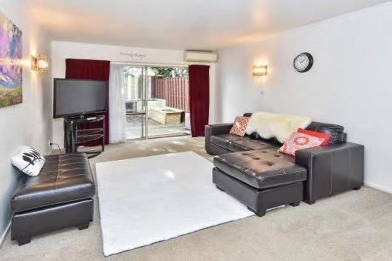 Photo of property in 1/2 Arthur Road, Hillpark, Auckland, 2102