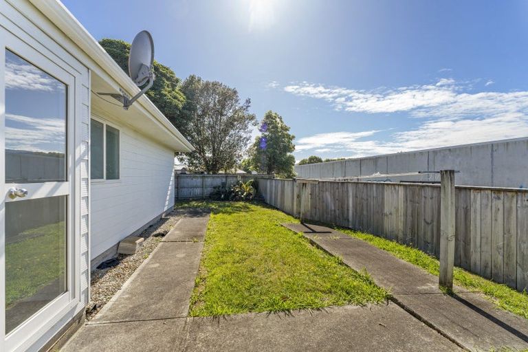 Photo of property in 15a Dennis Taylor Court, Paraparaumu, 5032