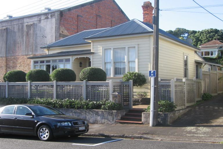 Photo of property in 1 Rattray Street, Devonport, Auckland, 0624
