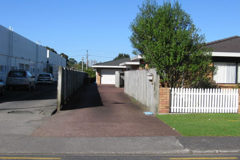 Photo of property in 22 Tamariki Avenue, Orewa, 0931
