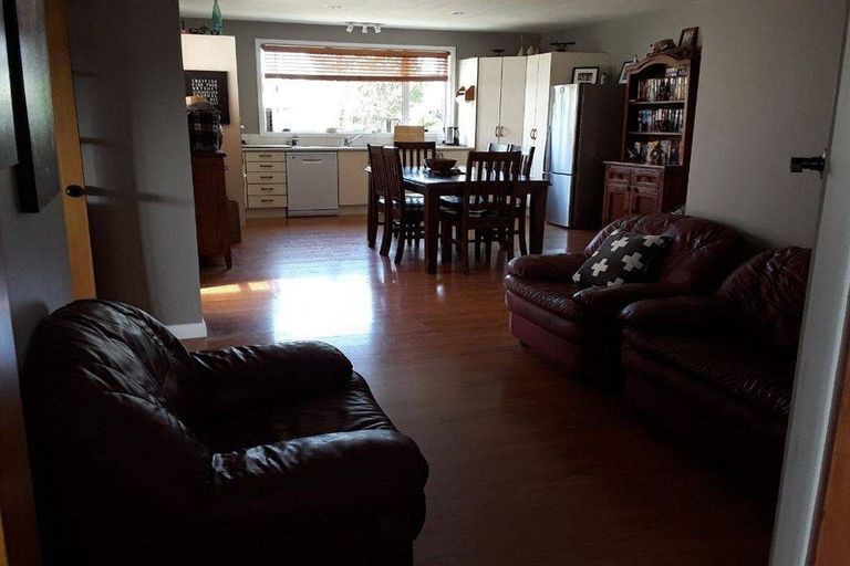 Photo of property in 48 Kensington Avenue, Mairehau, Christchurch, 8013