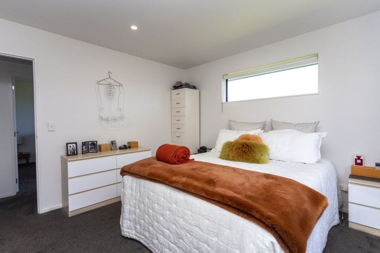 Photo of property in 37 Whitburn Avenue, Halswell, Christchurch, 8025