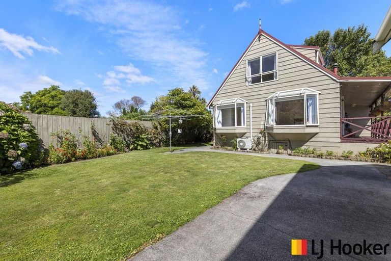 Photo of property in 12 Carnoustie Drive, Wattle Downs, Auckland, 2103