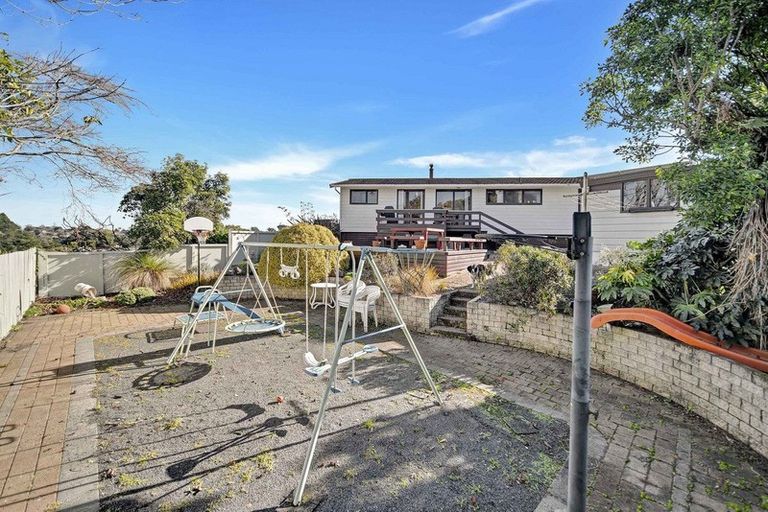 Photo of property in 12 Snowden Place, Opaheke, Papakura, 2113