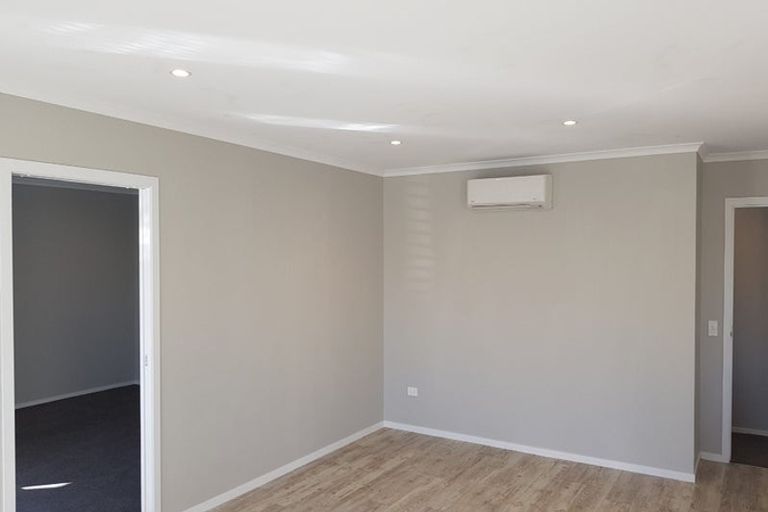 Photo of property in 15 Cupples Street, Papamoa Beach, Papamoa, 3118