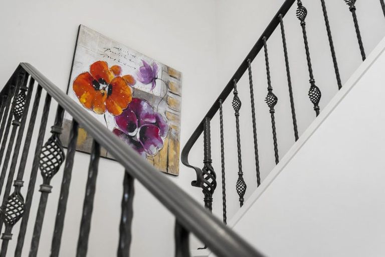 Photo of property in 10 Quedley Court, Eastern Beach, Auckland, 2012