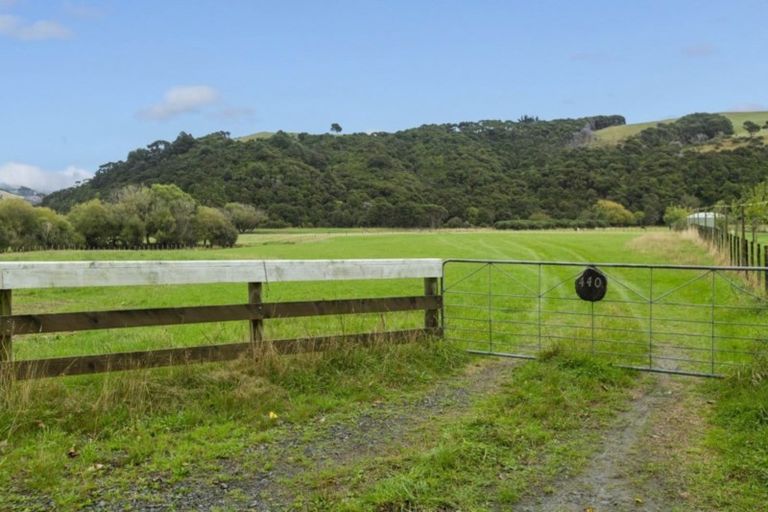Photo of property in 440 Whitemans Valley Road, Whitemans Valley, Upper Hutt, 5371