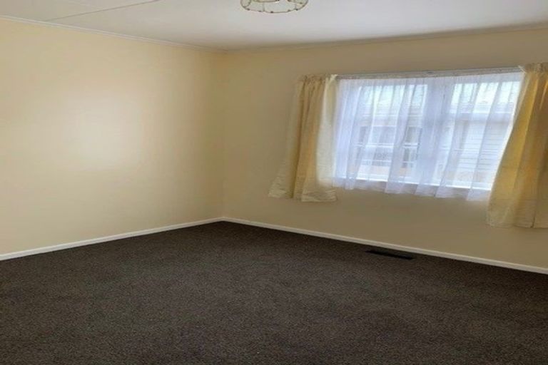 Photo of property in 22 Hay Street, Wainuiomata, Lower Hutt, 5014