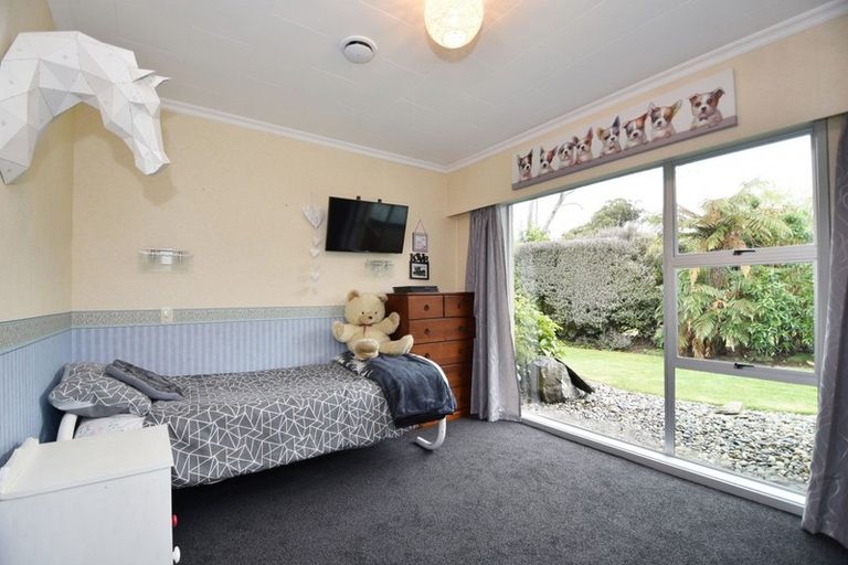 Photo of property in 9 Mahuri Road, Otatara, Invercargill, 9879