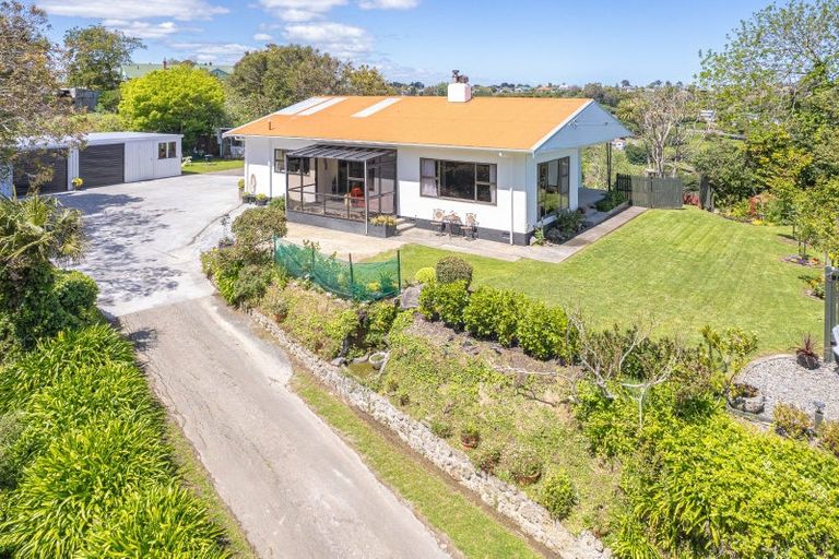 Photo of property in 28 Shakespeare Road, Bastia Hill, Whanganui, 4500