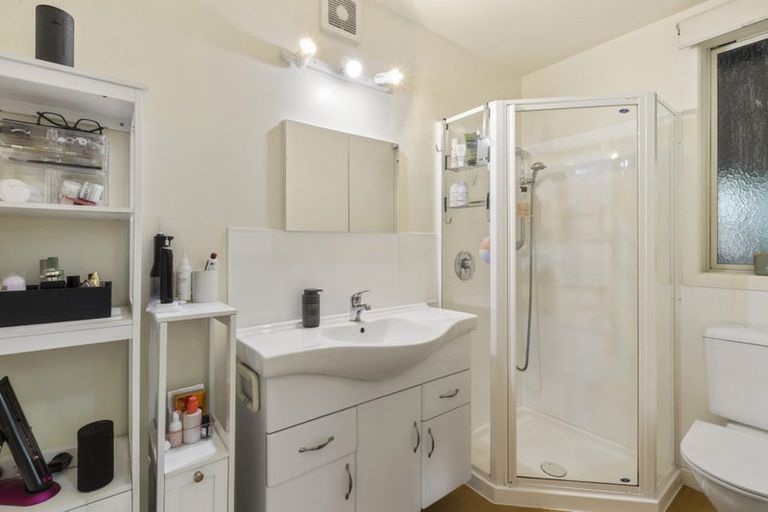 Photo of property in 41 Burma Road, Khandallah, Wellington, 6035