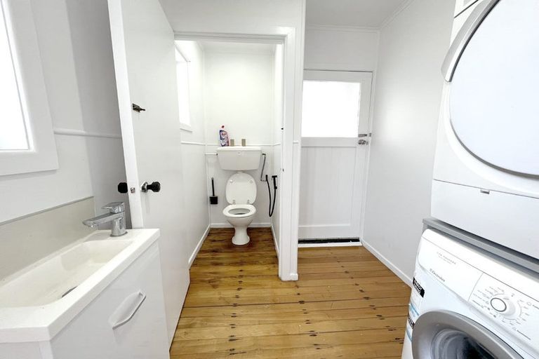 Photo of property in 8 Daytona Road, Henderson, Auckland, 0610