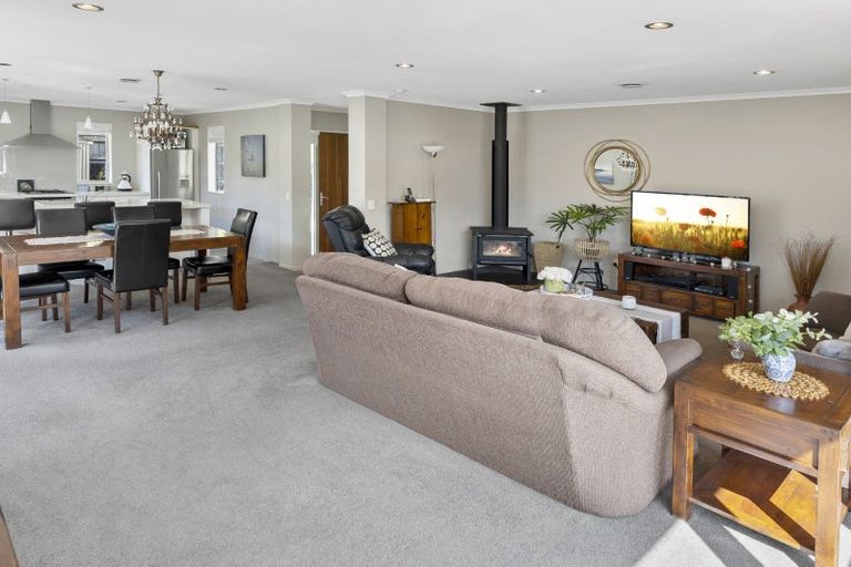 Photo of property in 9 O'shea Place, Wakefield, 7025