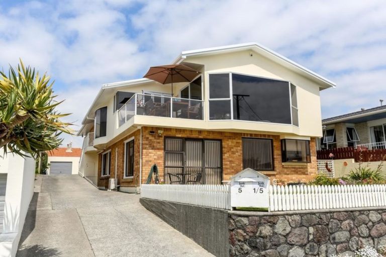 Photo of property in 2/5 Hine Street, New Plymouth, 4310