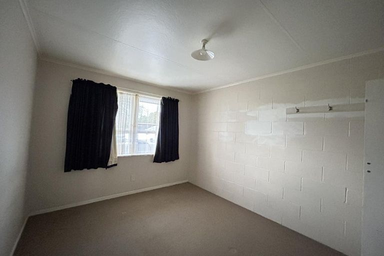 Photo of property in 14-16 Mako Mako Road, Levin, 5510