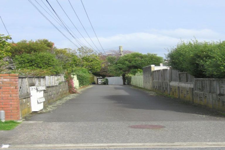 Photo of property in 2/25 Ropata Crescent, Boulcott, Lower Hutt, 5010