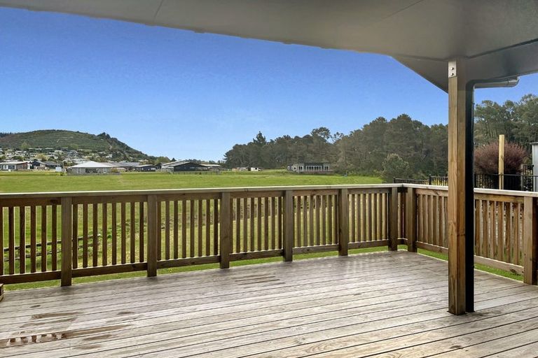 Photo of property in 30 John Norrie Place, Motuoapa, Turangi, 3382