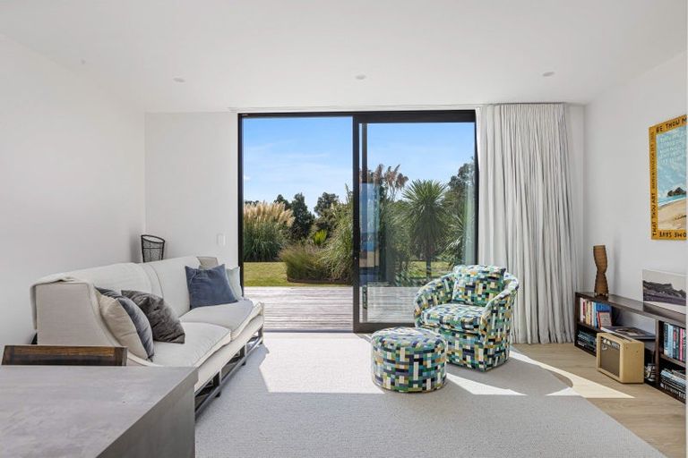 Photo of property in 983b Hibiscus Coast Highway, Waiwera, Orewa, 0994