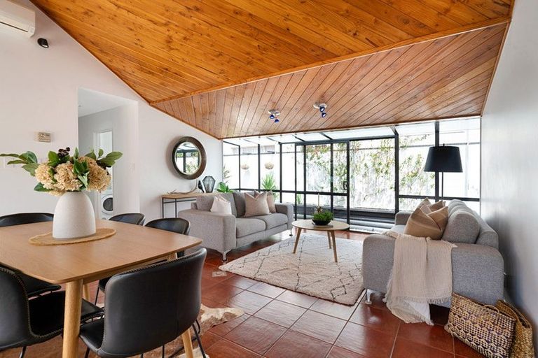 Photo of property in 20 Taitua Drive, Te Atatu South, Auckland, 0610