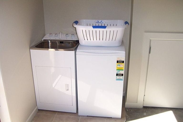 Photo of property in 19 Bluewater Place, Paraparaumu, 5032