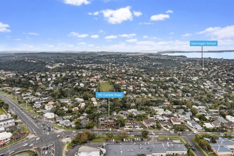 Photo of property in 181 Carlisle Road, Northcross, Auckland, 0632