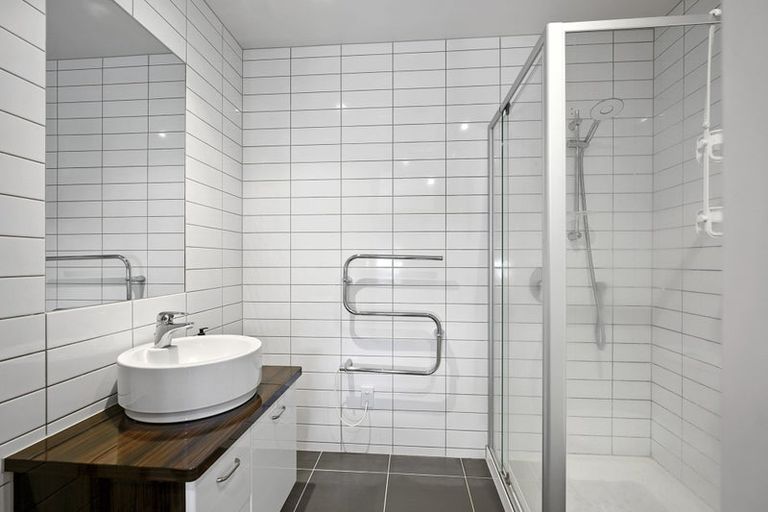 Photo of property in Zenith Apartments, 402/10 Fox Street, Parnell, Auckland, 1052
