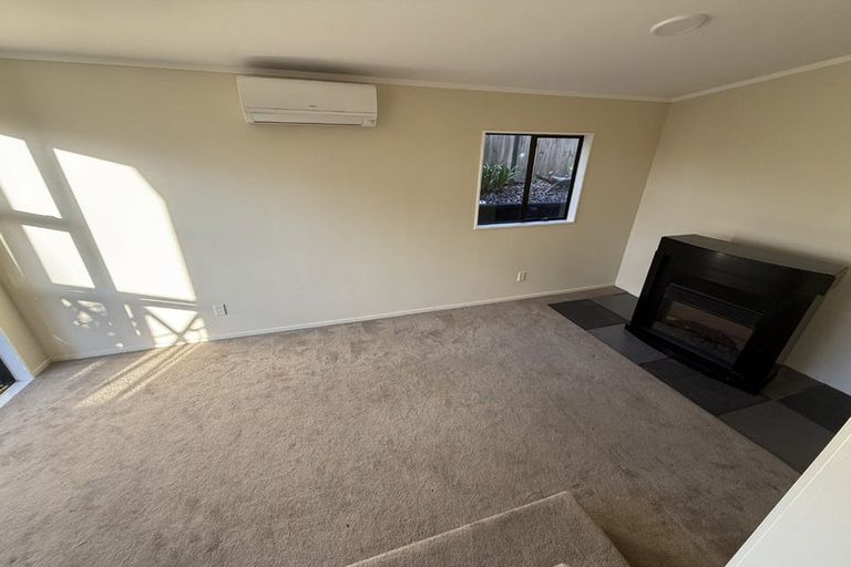 Photo of property in 3/76 Kaurilands Road, Titirangi, Auckland, 0604