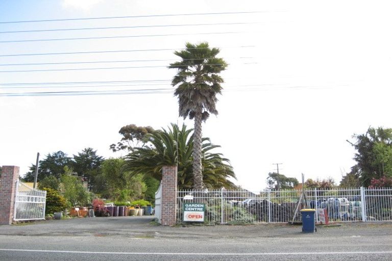 Property details for 104 Fred Taylor Drive, Westgate, Auckland, 0814