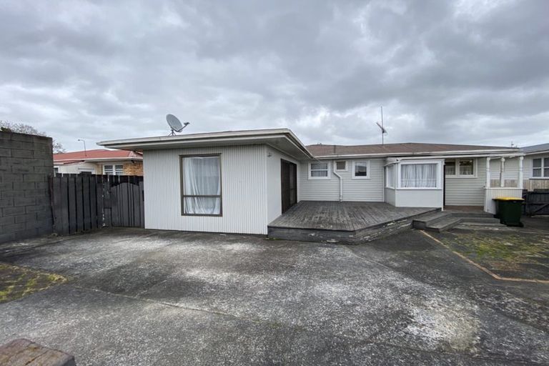 Photo of property in 56 Friedlanders Road, Manurewa, Auckland, 2102