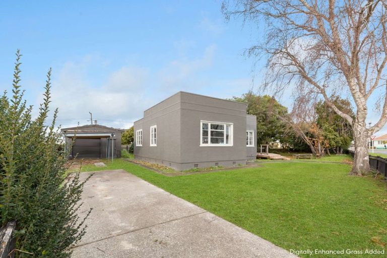 Photo of property in 1 Wakefield Street, Whanganui East, Wanganui, 4500