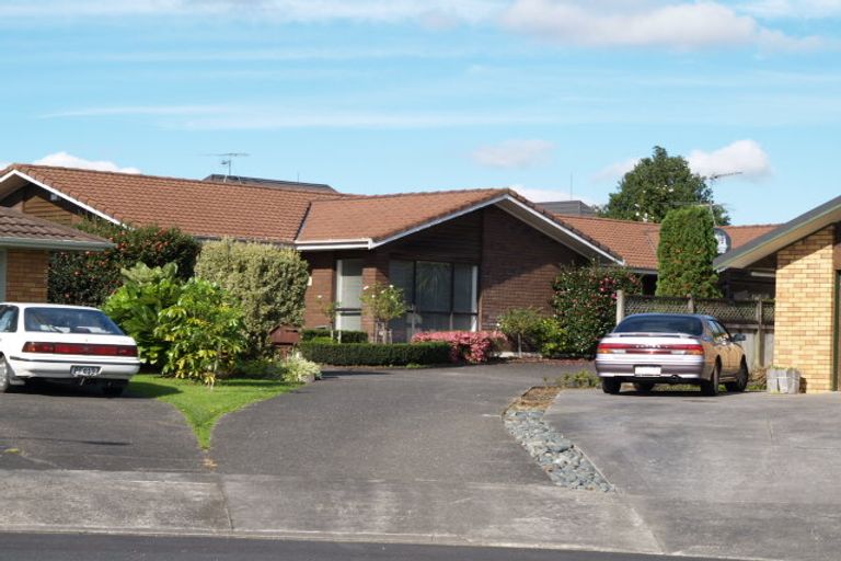 Photo of property in 9 Carriage Close, Northpark, Auckland, 2013