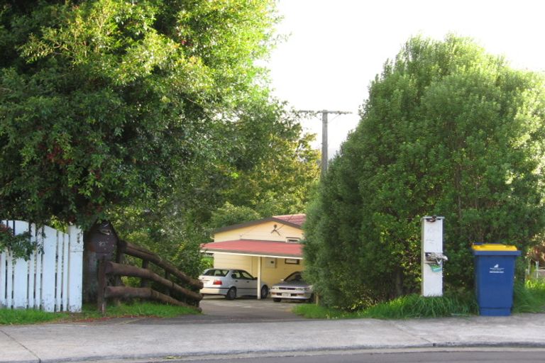 Photo of property in 10 Quiet Street, Te Atatu South, Auckland, 0610