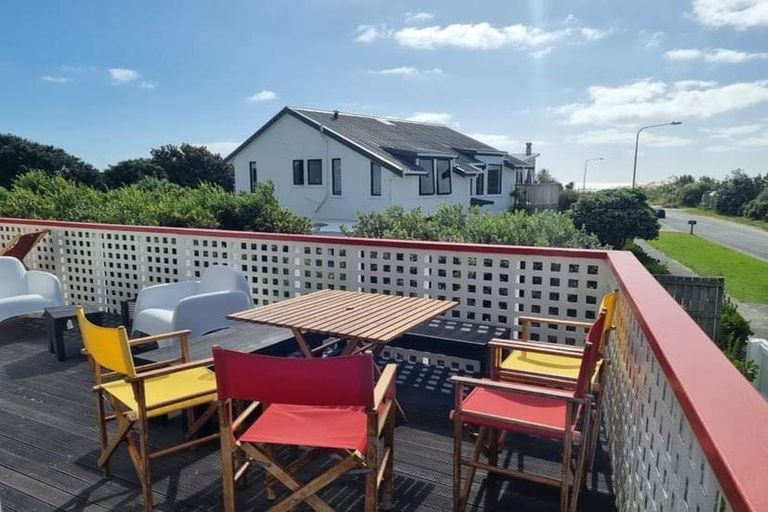 Photo of property in 273 Peka Peka Road, Peka Peka, Waikanae, 5391