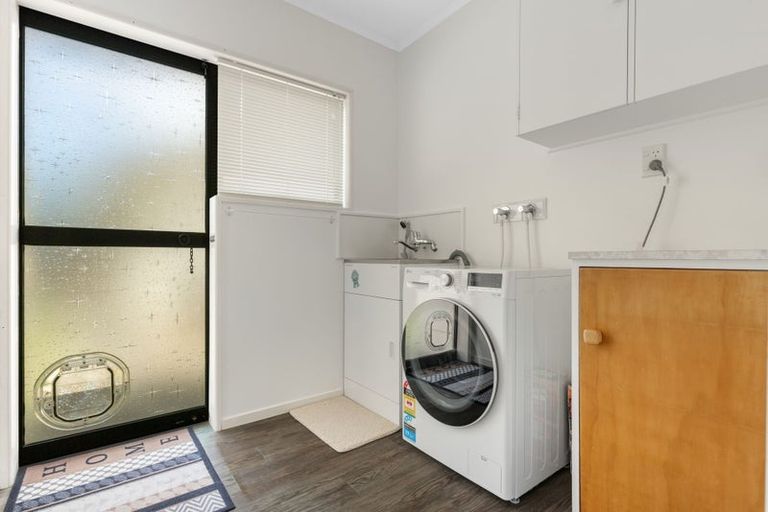 Photo of property in 146 Victoria Street, Cambridge, 3434