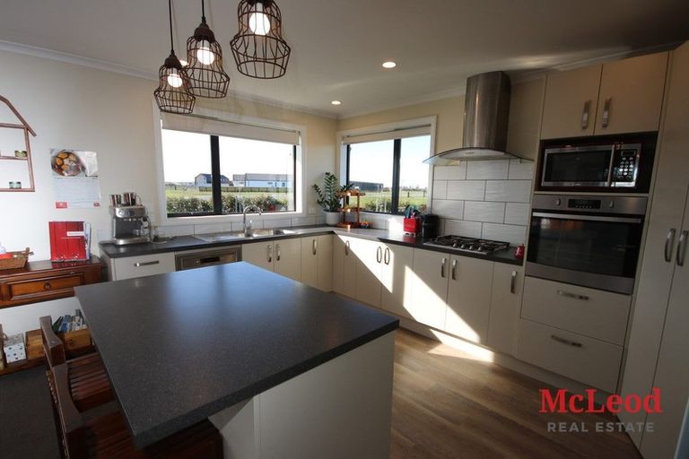 Photo of property in 62 Lake Hood Drive, Huntingdon, Ashburton, 7774