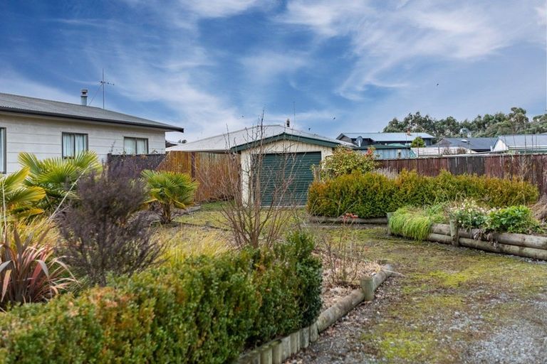 Photo of property in 2 Redwood Drive, Waipukurau, 4200