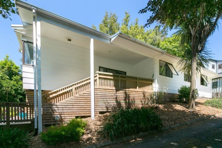 Photo of property in 12d Marina Grove, Frankleigh Park, New Plymouth, 4310