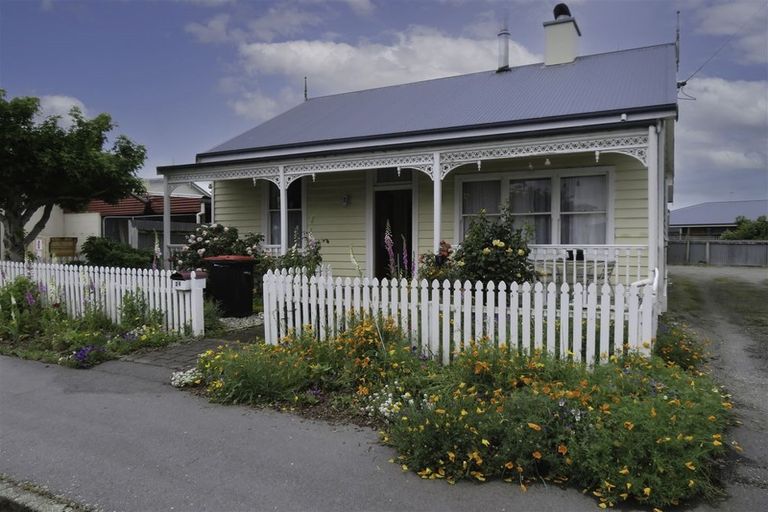 Photo of property in 24 Halton Street, East Gore, Gore, 9710