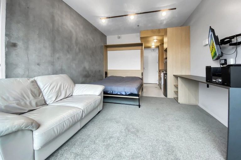 Photo of property in Vedado Apartments, 208/41 Hopper Street, Mount Cook, Wellington, 6011