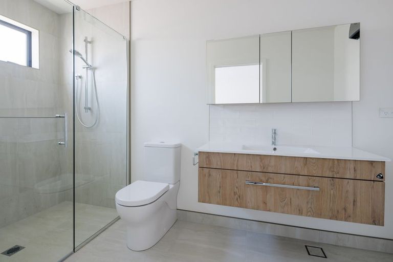 Photo of property in 12 Evergreen Parade, Rosehill, Papakura, 2113