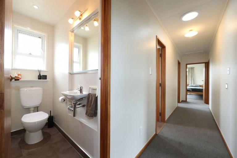 Photo of property in 33 Folkestone Drive, Flaxmere, Hastings, 4120