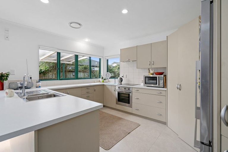 Photo of property in 8 Oaklands Drive, Cambridge, 3434