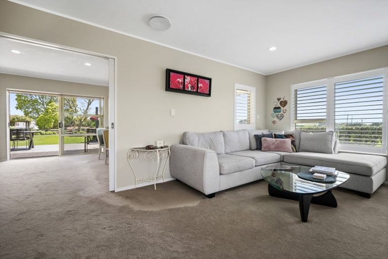 Photo of property in 590 Clevedon Kawakawa Road, Clevedon, Papakura, 2585