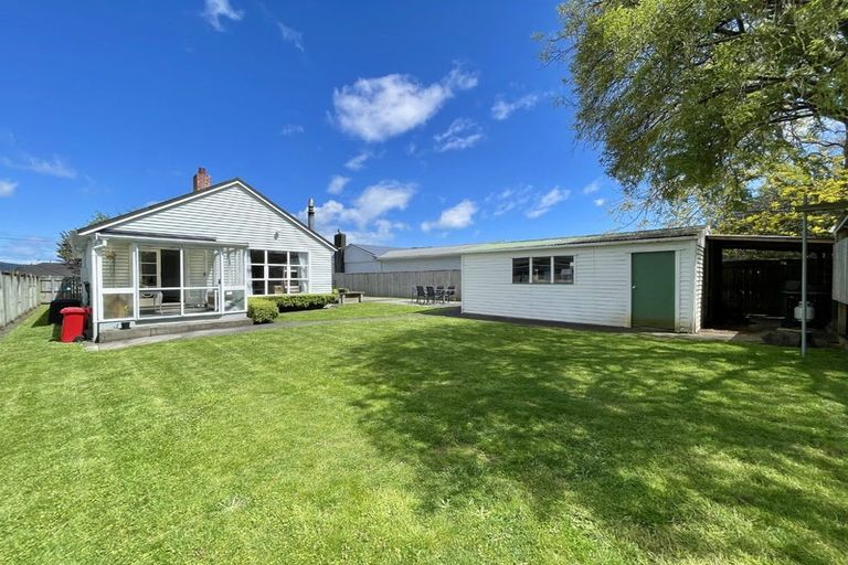 Photo of property in 12 Argyle Grove, Trentham, Upper Hutt, 5018