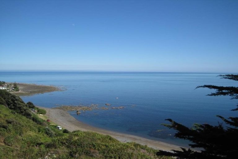 Photo of property in 14 Pa Road, Pukerua Bay, 5026