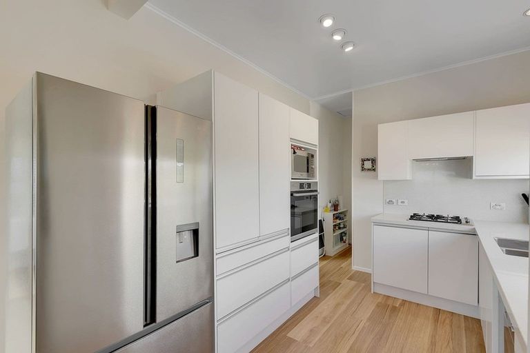 Photo of property in 3 Ogilvy Terrace, Plimmerton, Porirua, 5026