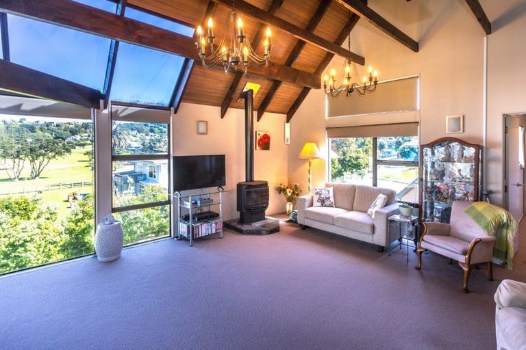 Photo of property in 118 Bambury Place, Onemana, Whangamata, 3691