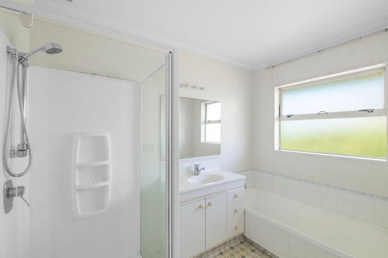 Photo of property in 43 Aston Drive, Waimairi Beach, Christchurch, 8083